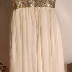 Elegant Gold and Cream Maxi Dress